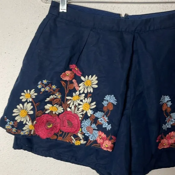 RARE Anthropologie (Elevenses) Wind Garden Culottes/shorts 10