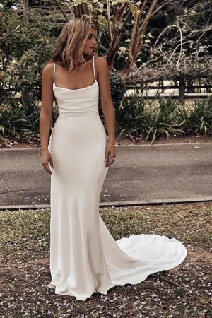Ruching Square Neck Outdoor Wedding Gown with Sweep Train