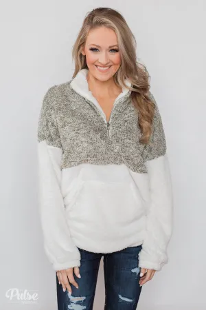 Sherpa Quarter Zip Pullover - Ivory & Olive