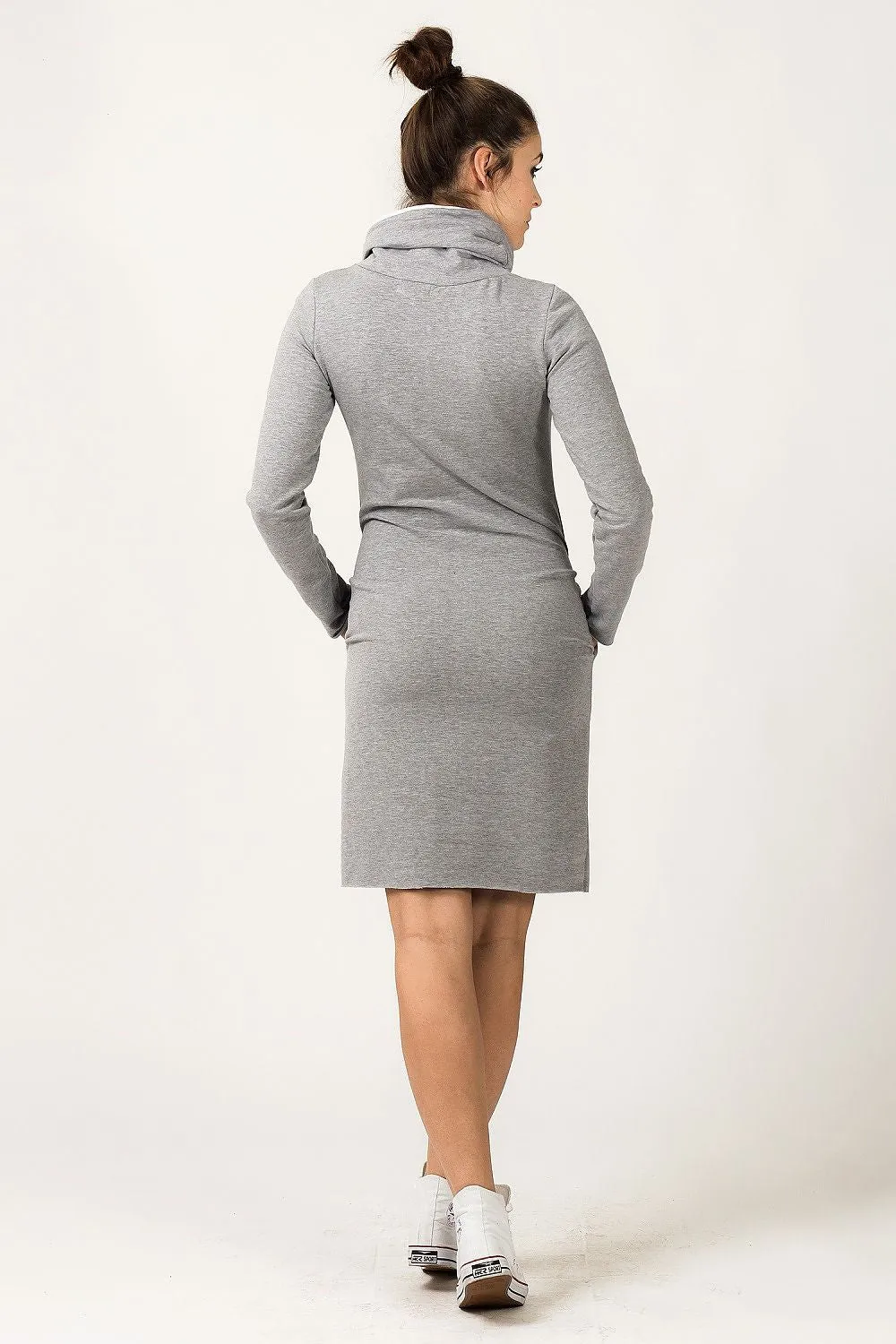 Sporty Knitted Dress with Pockets