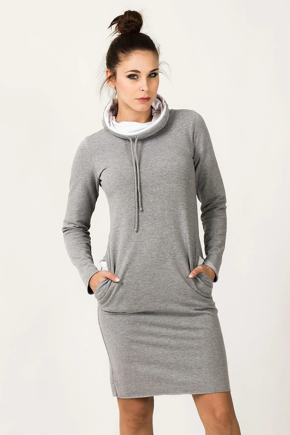 Sporty Knitted Dress with Pockets