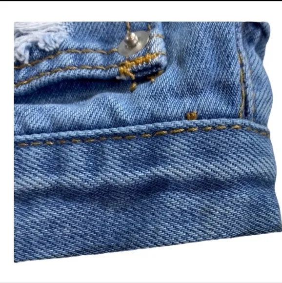 Superdown Light Wash High Waisted Distressed Button Fly Shorts Size 26
