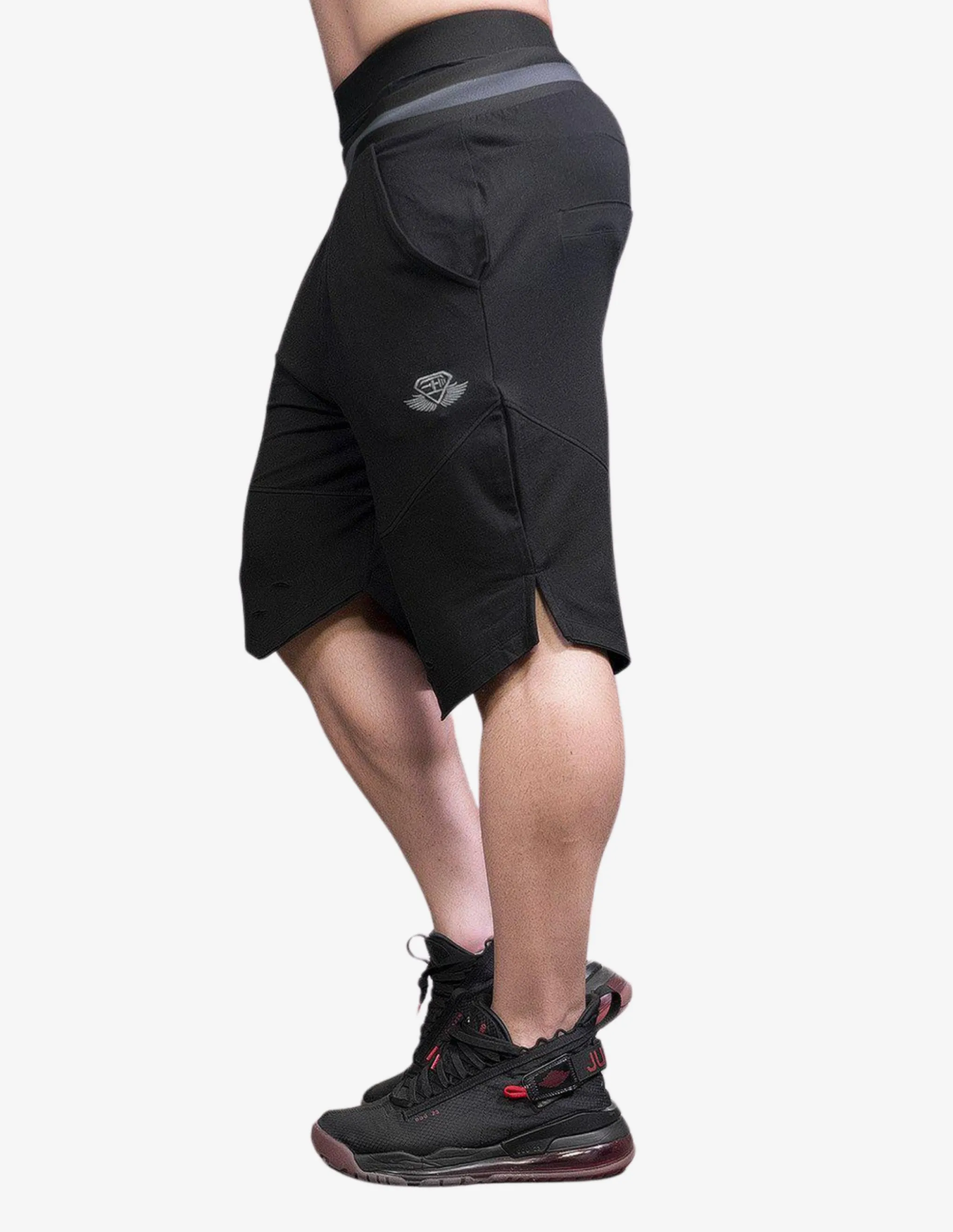 SVGE Prometheus shorts black