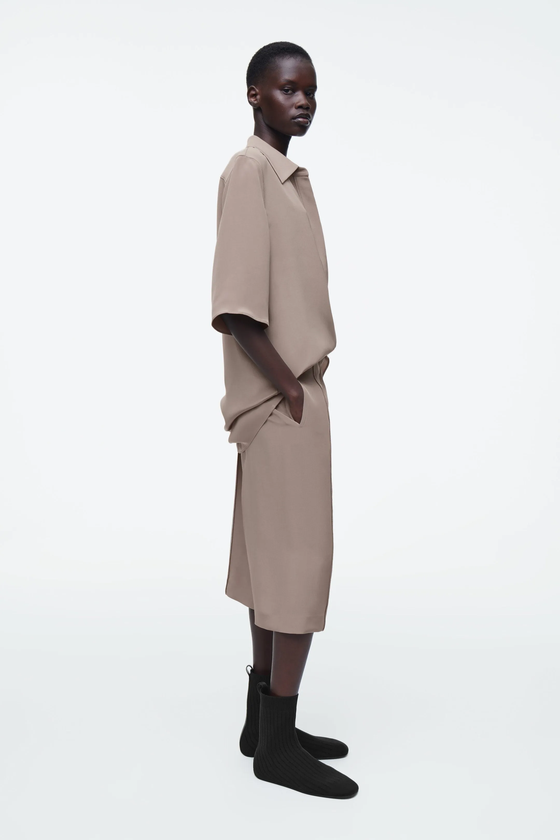 Tailored silk shorts