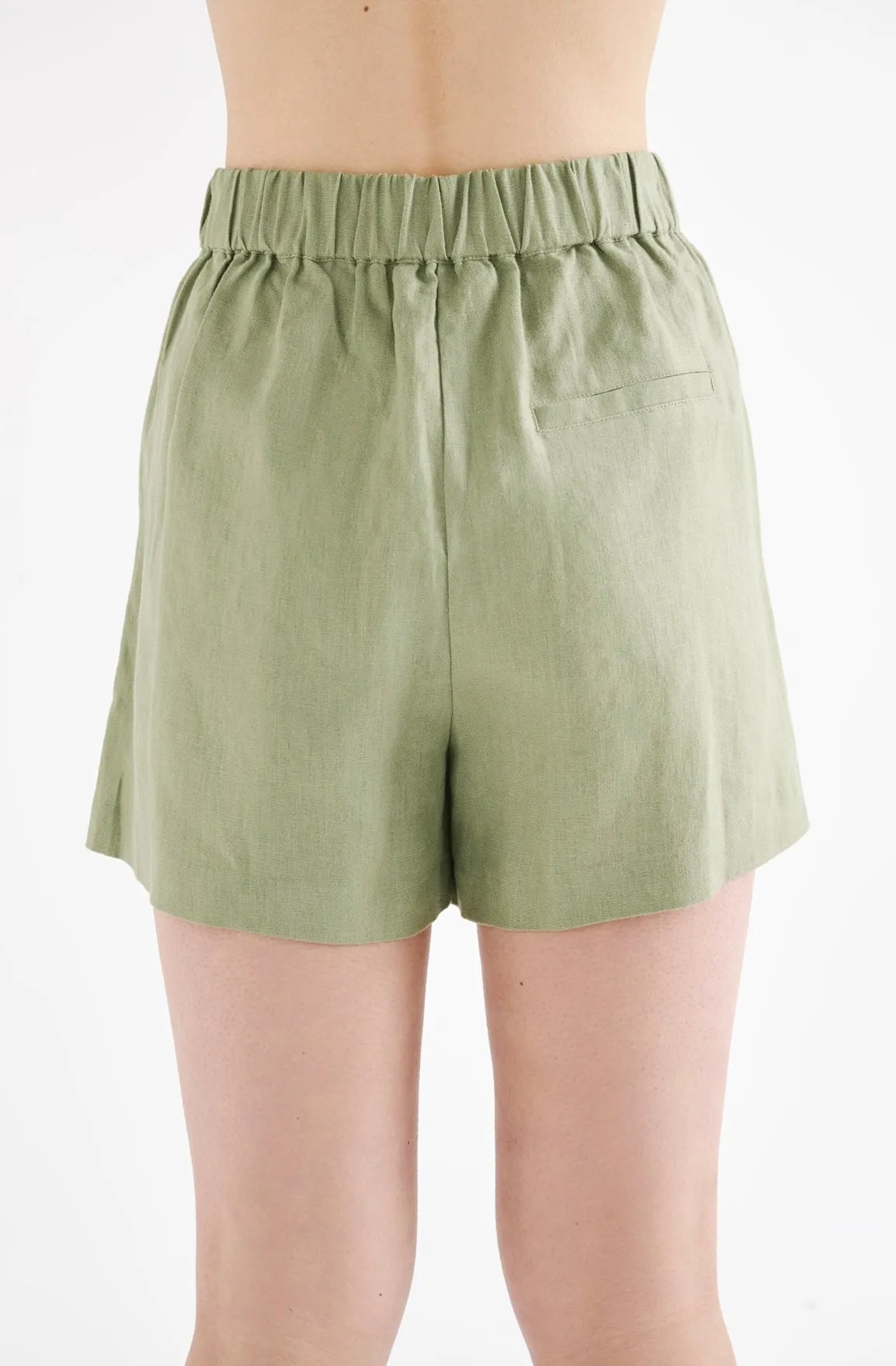 Thilda Tailored Short SAGE