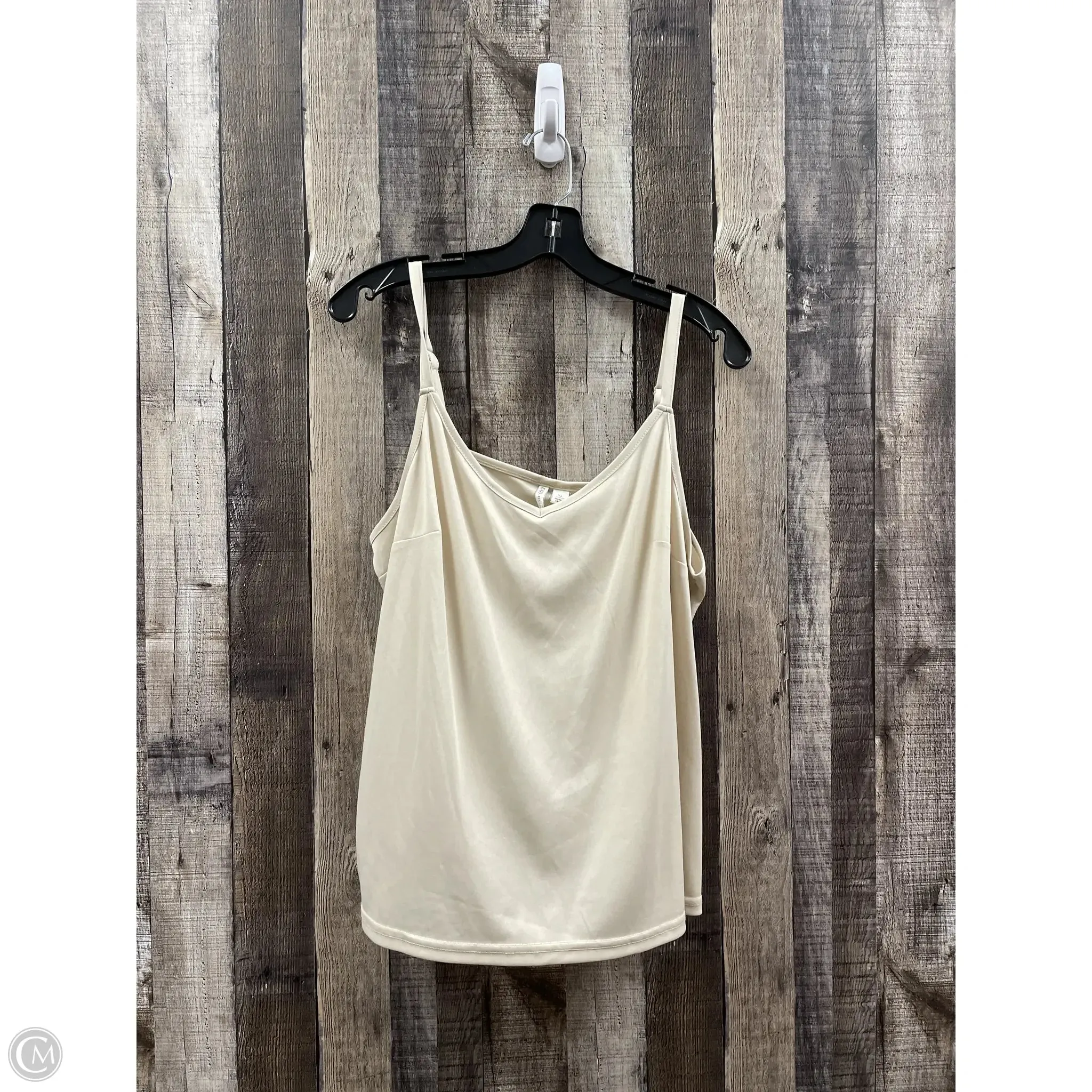 Top Sleeveless Basic By Cato In Beige, Size: Xl
