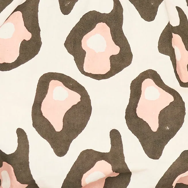 Track Shorts in Oyster Print