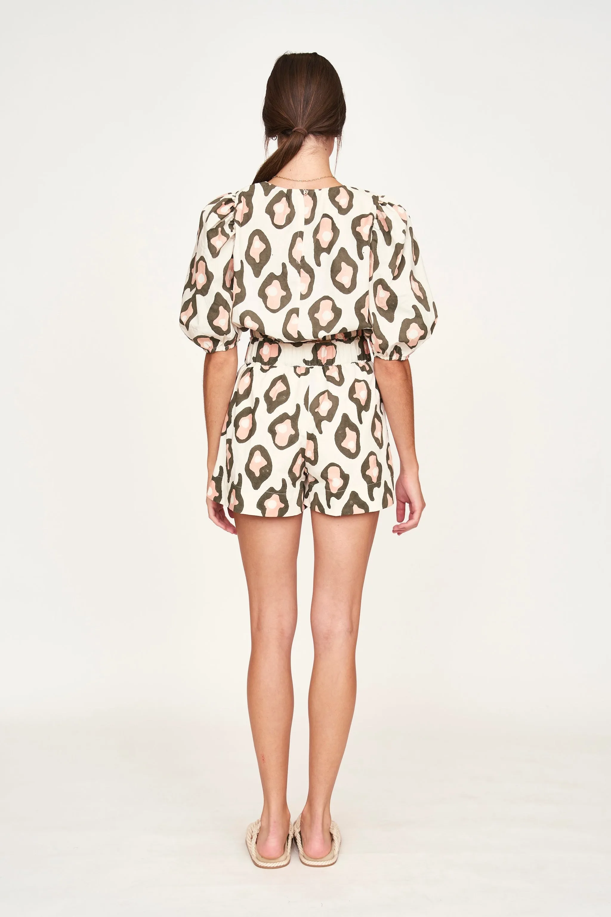 Track Shorts in Oyster Print