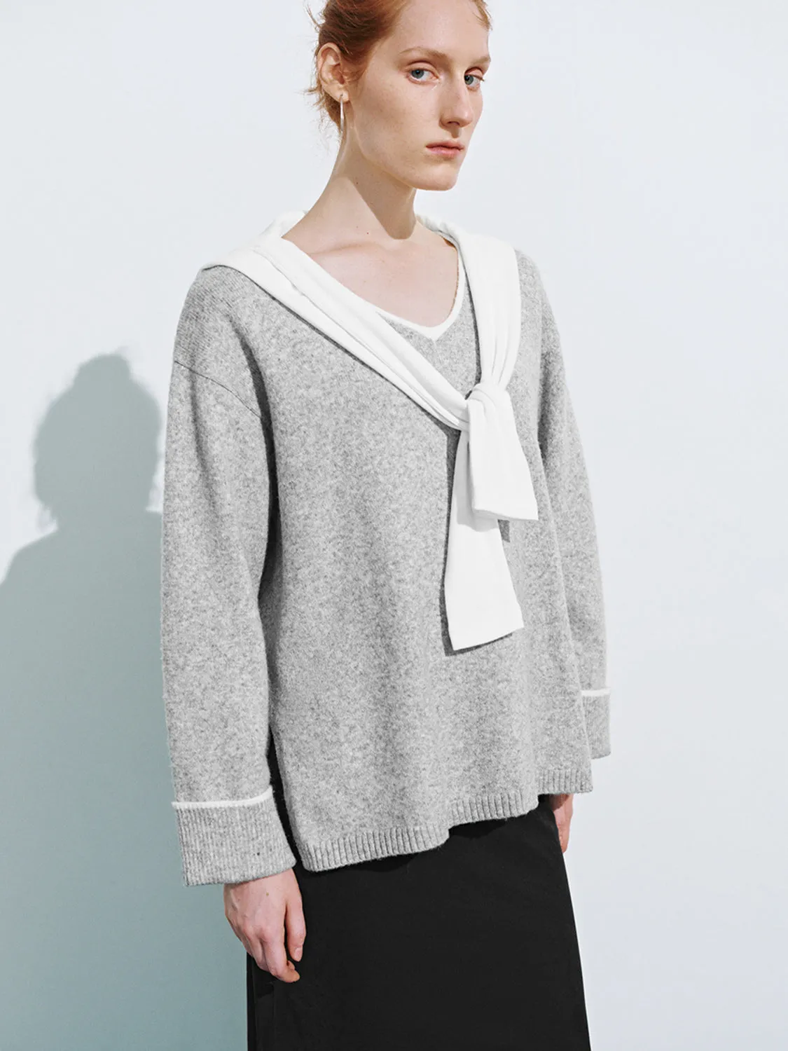V-Neck Knitted T-Shirts