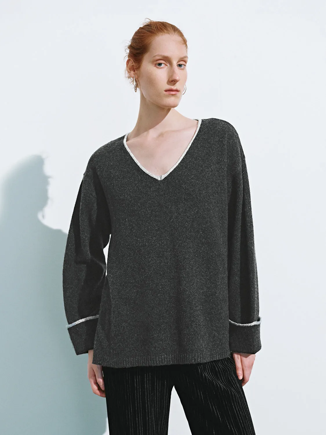 V-Neck Knitted T-Shirts