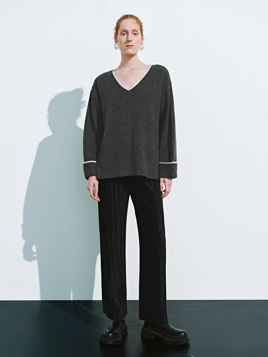 V-Neck Knitted T-Shirts