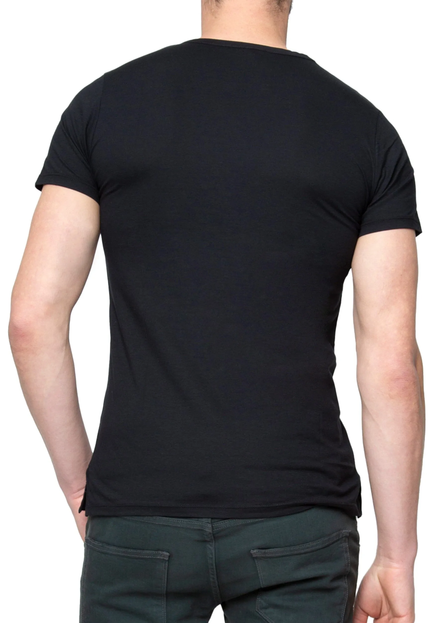 V-NECK T-SHIRT