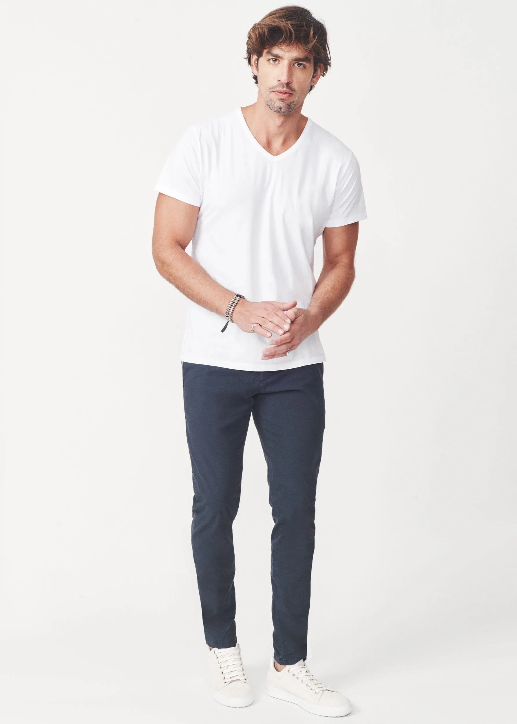 V-NECK T-SHIRT