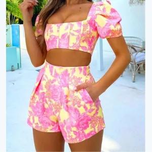 White Fox Boutique Women Shorts High Waisted Pockets Large Pink Yellow Floral