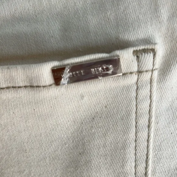 White House Black Market High Rise Cream Shorts size 6