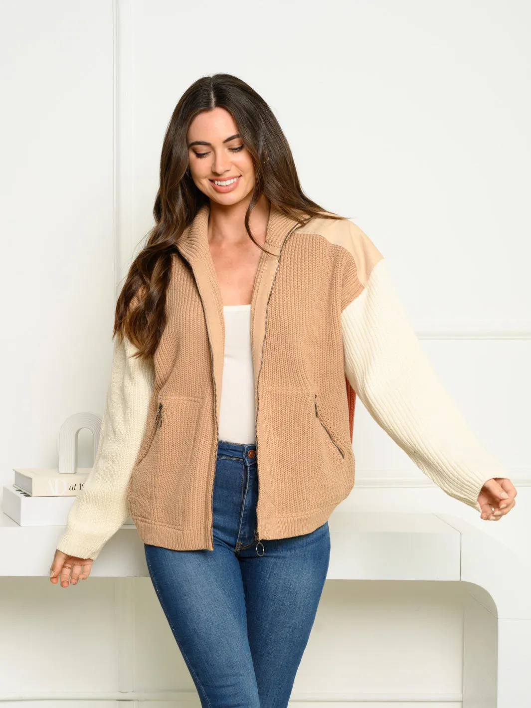 WOMEN'S LONG SLEEVE COLORBLOCK ZIP UP SWEATER