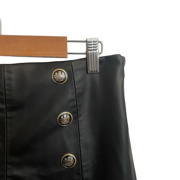 Zara High Waisted Metal Button Faux Black Leather Shorts Size MED NWT