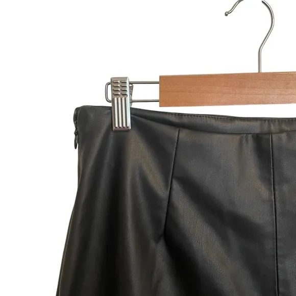 Zara High Waisted Metal Button Faux Black Leather Shorts Size MED NWT